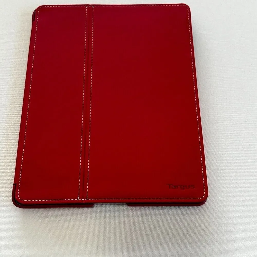 Targus Slim Case & Stylus for‎ Ipad 3rd Generation Magnetic On Red